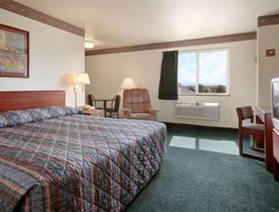 фото отеля Super 8 Motel Windsor (Colorado)