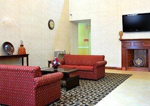 фото отеля Comfort Suites South Point