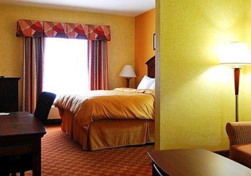 фото отеля Comfort Suites South Point