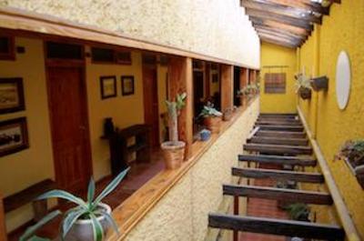 фото отеля Hostal Tren del Sur