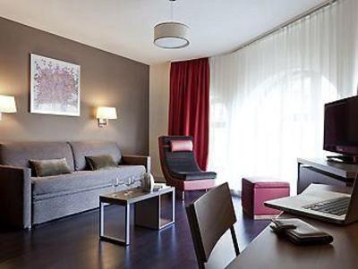 фото отеля Adagio Saint-Etienne Centre Aparthotel