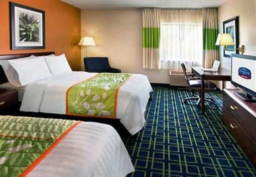 фото отеля Fairfield Inn Milford
