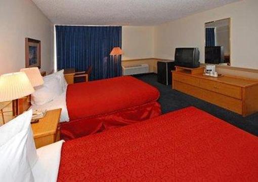 фото отеля Quality Inn & Conference Center