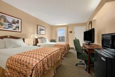 фото отеля Baymont Inn & Suites Florence Muscle Shoals