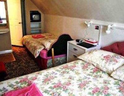фото отеля Benbows Guest House Paignton