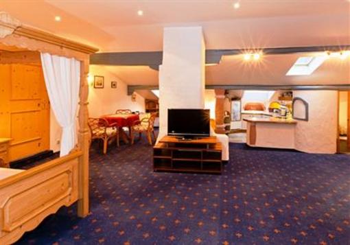 фото отеля Hahnenhof Hotel Kitzbuhel