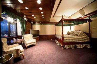 фото отеля The Anniversary Inn 5th South Salt Lake City