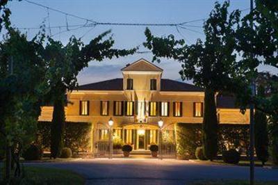 фото отеля Relais Monaco Hotel and Country Club