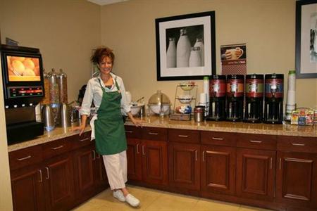 фото отеля Hampton Inn & Suites Denver-Speer Boulevard