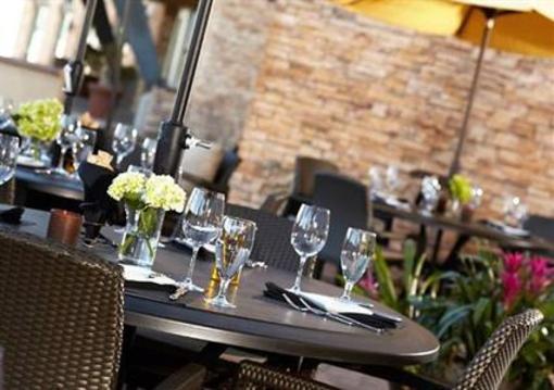 фото отеля Renaissance Boulder Suites Broomfield