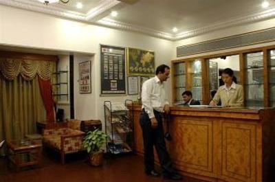 фото отеля Ramee Guestline Hotel Khar