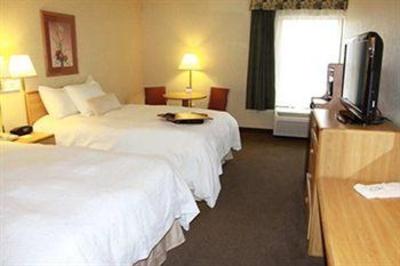 фото отеля Hampton Inn Corning