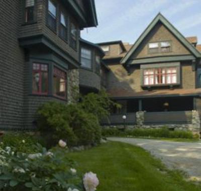 фото отеля The Manor Inn Castine