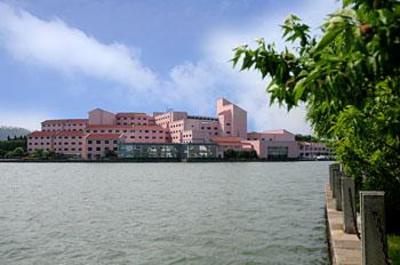 фото отеля Dongqian Lake Hotel