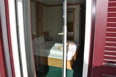 фото отеля Aktivhotel Crystal St. Johann in Tirol