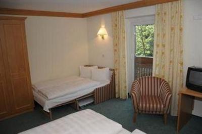 фото отеля Aktivhotel Crystal St. Johann in Tirol