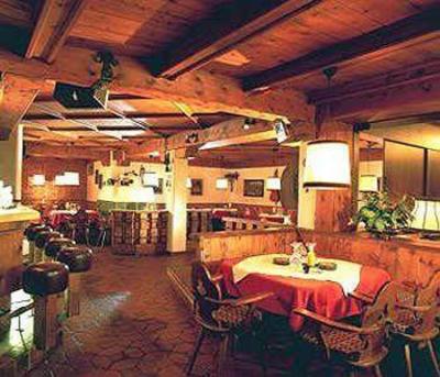 фото отеля Aktivhotel Crystal St. Johann in Tirol