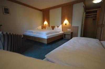 фото отеля Aktivhotel Crystal St. Johann in Tirol