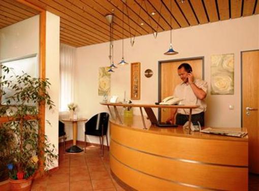 фото отеля Hotel Am Hachinger Bach Neubiberg