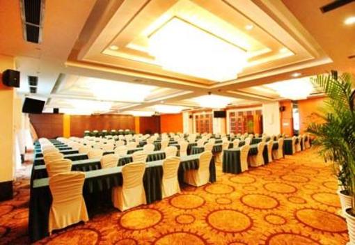фото отеля Phoenix Lake Tianquan Hotel