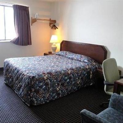 фото отеля America's Inn and Suites Auburn