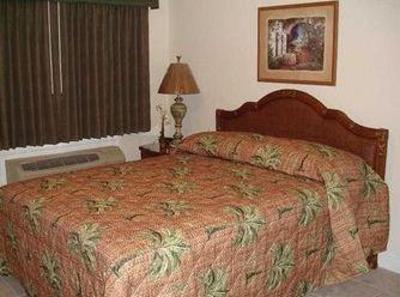 фото отеля Royal Orleans Resort Redington Beach