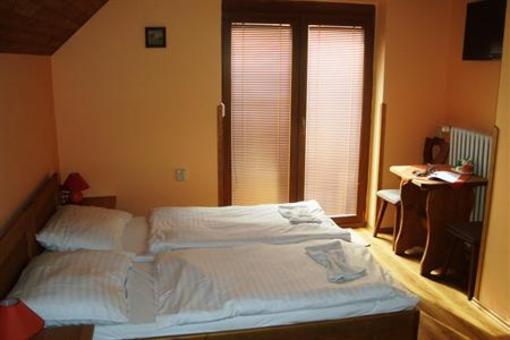 фото отеля Restaurant a Penzion Pod Draci Skalou