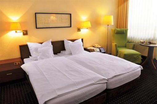 фото отеля Park Hotel Cloppenburg