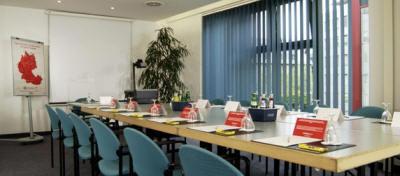 фото отеля InterCity Hotel Augsburg