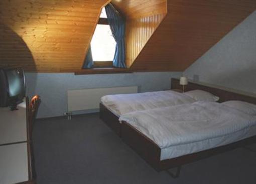 фото отеля Hotel Galions Et Pub Cheseaux-sur-Lausanne