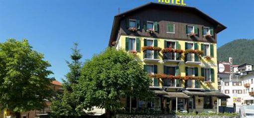 фото отеля Hotel Ferrovia Calalzo di Cadore