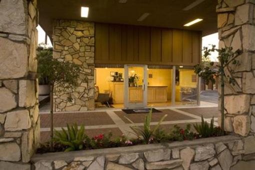 фото отеля Best Western Pine Tree Motel Chino