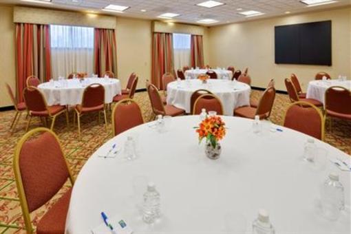 фото отеля Holiday Inn Express Hotel & Suites Truth Or Consequences
