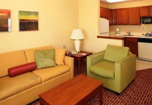 фото отеля TownePlace Suites Cleveland Streetsboro