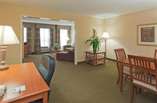 фото отеля Holiday Inn Express Fultondale