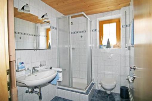 фото отеля Breitlehn Appartement Langenfeld