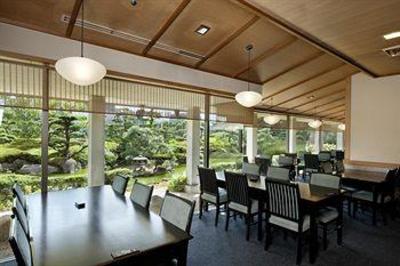 фото отеля ANA Crowne Plaza Hiroshima