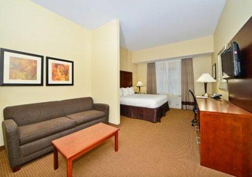 фото отеля Comfort Inn & Suites adj to Akwesasne Mohawk Casino
