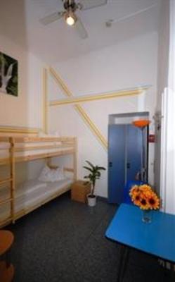 фото отеля Westend City Hostel