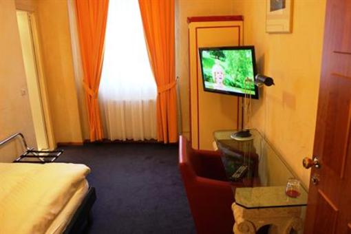 фото отеля Hotel Nassauer Hof Heidelberg