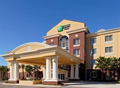 фото отеля Holiday Inn Express Hotel & Suites Crestview