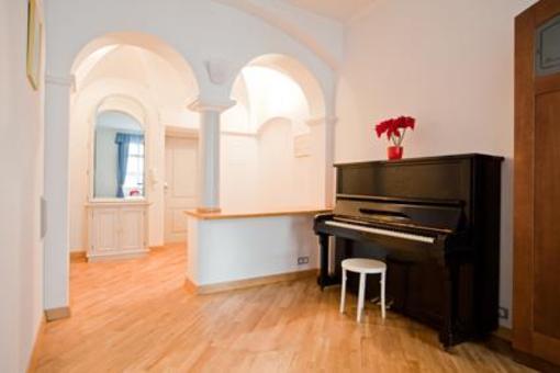 фото отеля Residence Thunovska 19