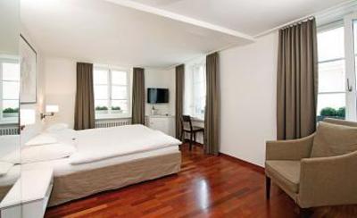 фото отеля Helmhaus Swiss Quality Hotel