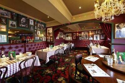 фото отеля DeVere Village Hotel & Leisure Club Wirral