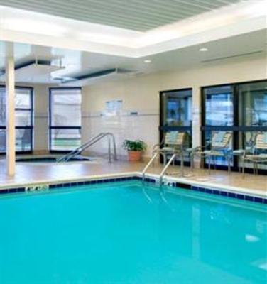 фото отеля Courtyard by Marriott Chicago St. Charles
