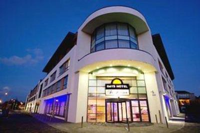 фото отеля Harlequin Hotel Castlebar