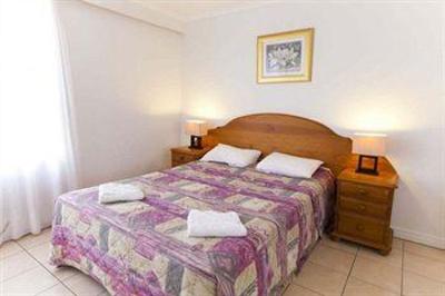 фото отеля Surf Regency Apartments
