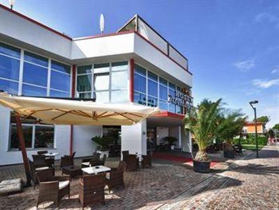 фото отеля Hotel Jasminum San Michele al Tagliamento