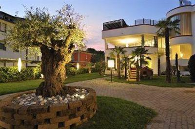фото отеля Hotel Jasminum San Michele al Tagliamento