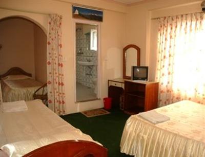 фото отеля Hotel Himalayan Inn
